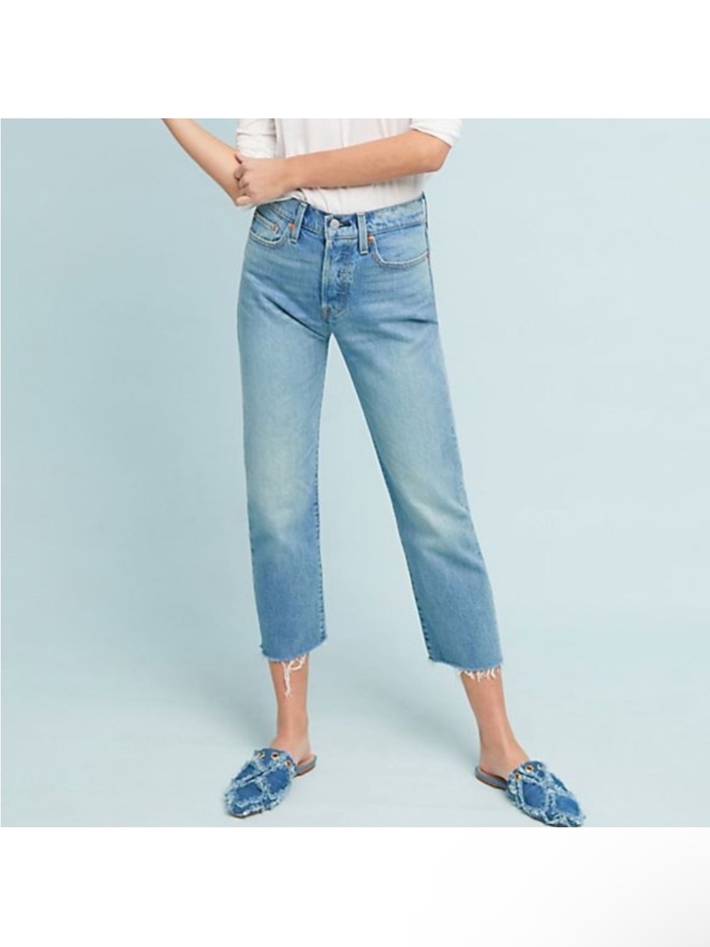 Levi’s wedgie fit High-Rise Straight Crop Jeans in Light Blue